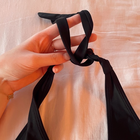 BLACK BIKINI TOP - Picture 3 of 4